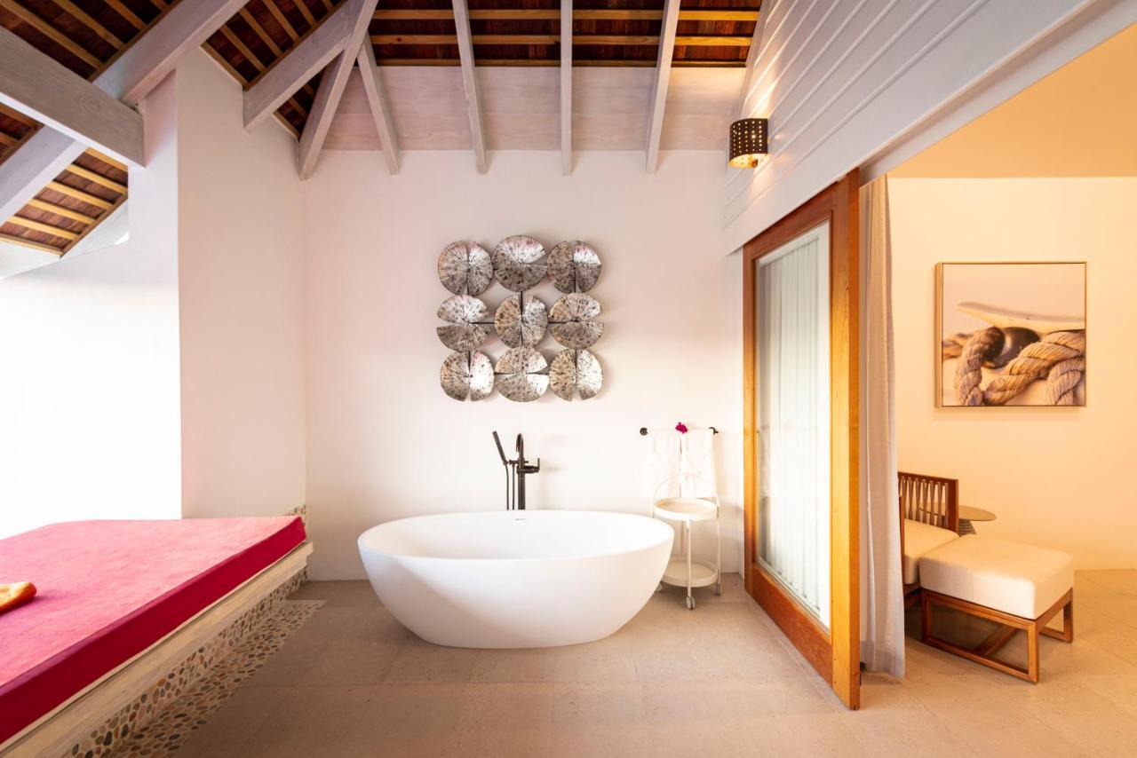 Suite Private Pool,1592954259:JPEG